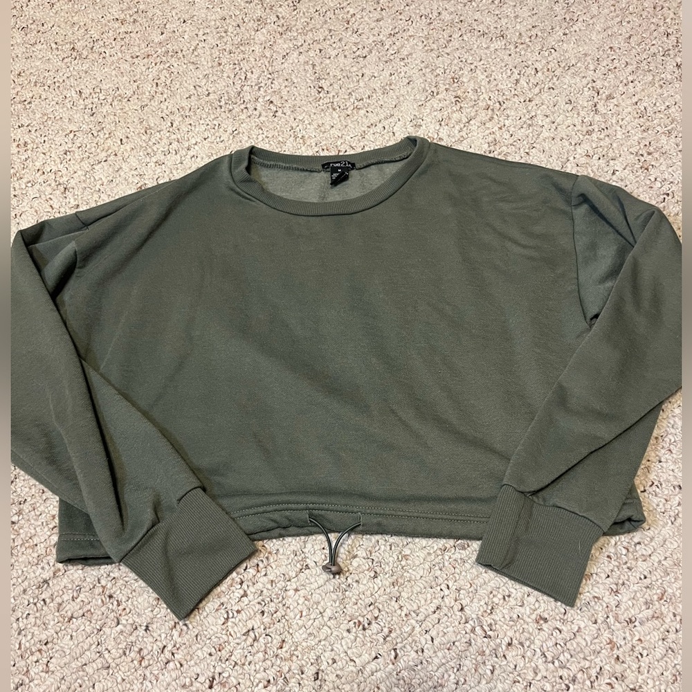Rue21 Cropped Sweater